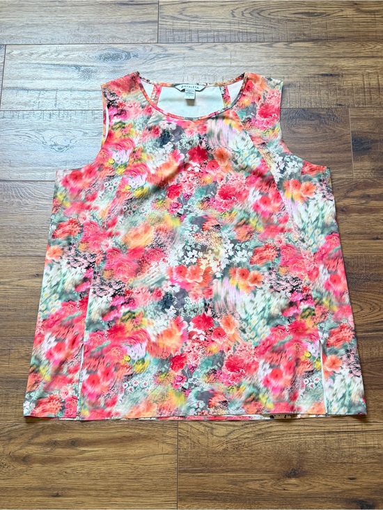 Athleta Tops - Athleta Women’s Refined Zephyr Bloom Tank Top Pullover Size Large